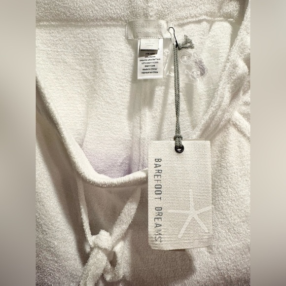 Barefoot Dreams CozyChic Ultra Lite Ombré Shorts - Picture 8 of 10